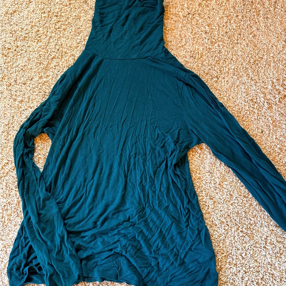 Women's Dark Green Long Sleeve Turtleneck Top